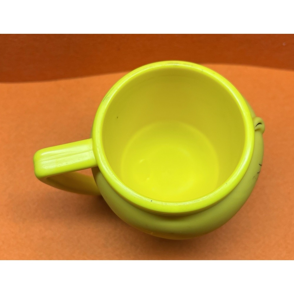 Vintage Tweety Bird Mug Plastic Coffee Cup Warner Bros Looney Tunes 1992 - Picture 4 of 7
